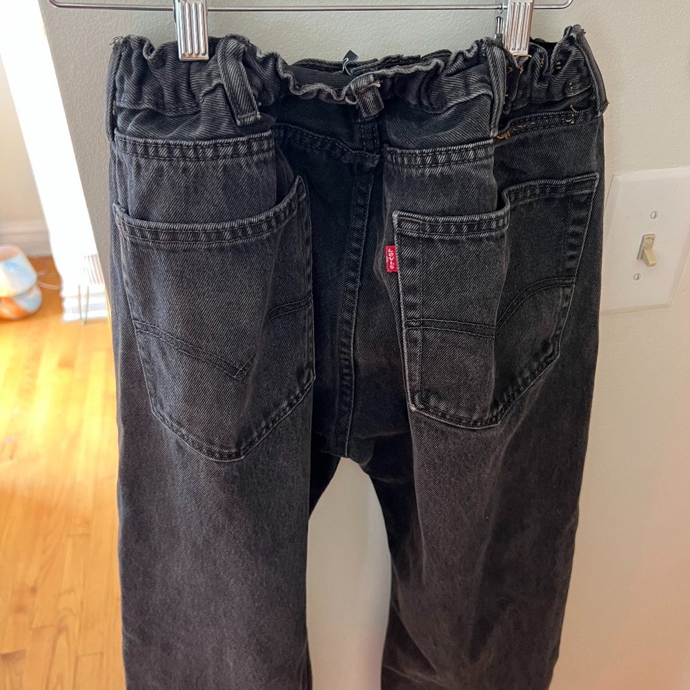 Elastic Nasty Gal/Levis Black Distressed Jeans High-Waist
